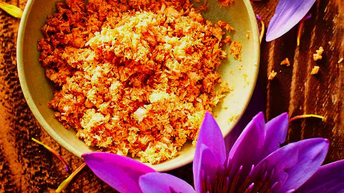 Spicy Sri Lankan Sambol Using Local Ingredients | Ceylon Spice Garden - Ceylon Spice Garden