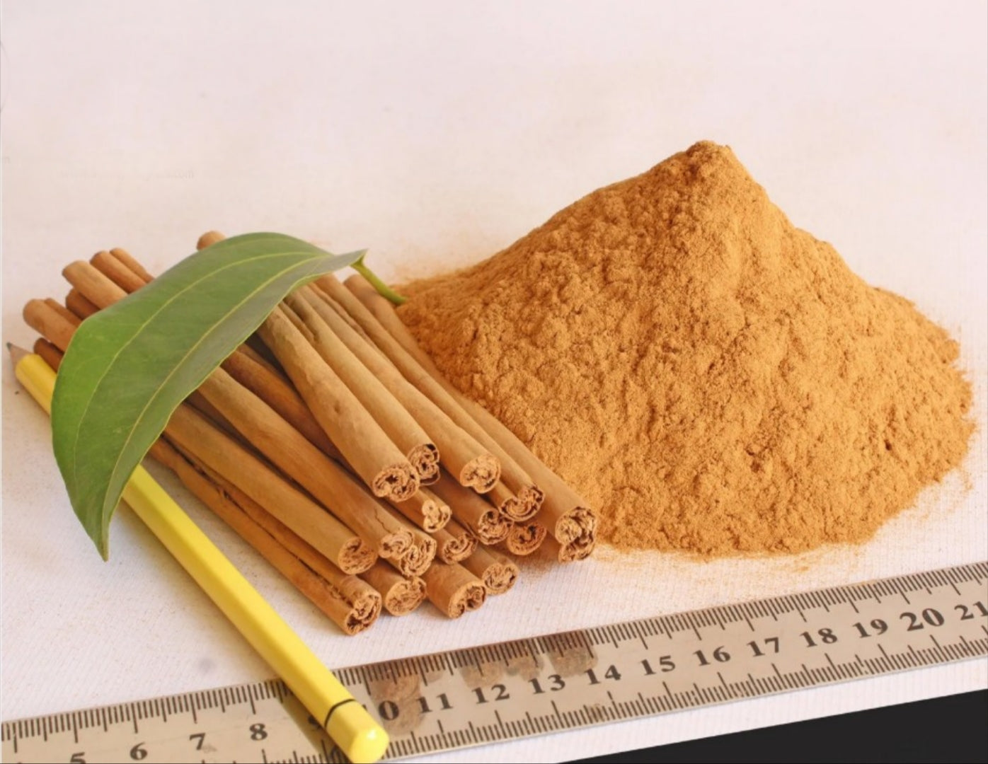 Premium Ceylon Cinnamon Alba Grade - Finest Sri Lankan True Cinnamon Quills