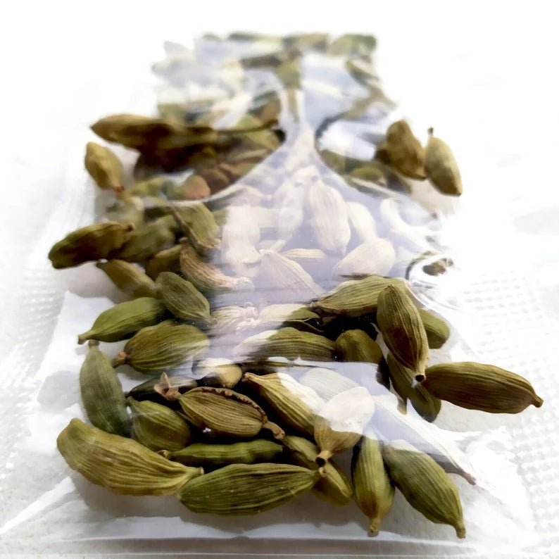 Premium Ceylon Cardamom from Sri Lanka - Authentic Green Cardamom Pods ...